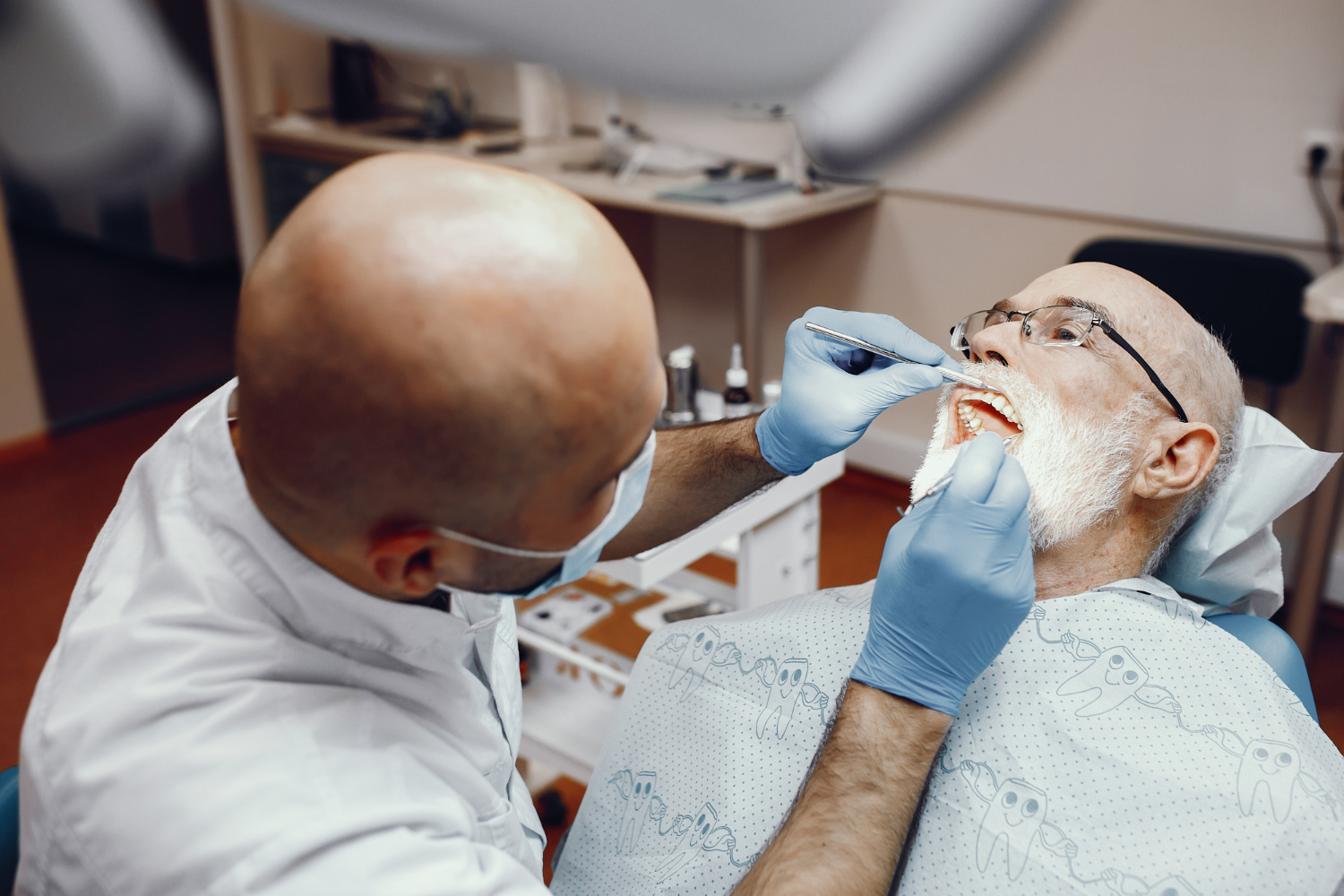 Best Root Canal Dentist in Newport Beach: How to Choose the Right One