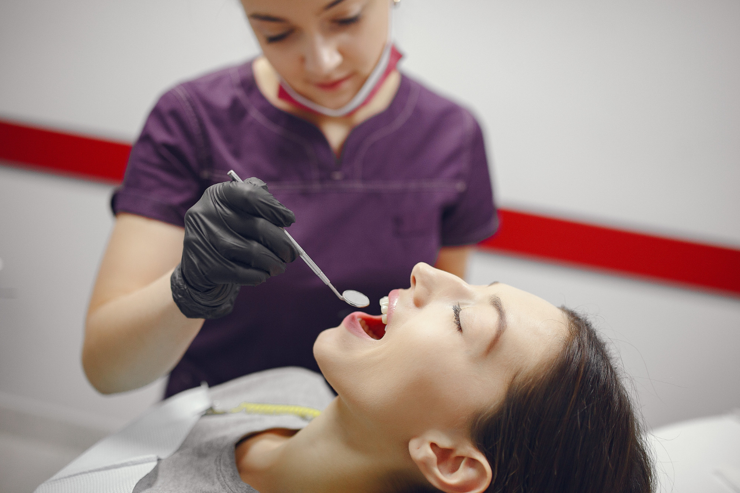 How Fast Can You Get Same-Day Dental Infection Treatment in Newport Beach