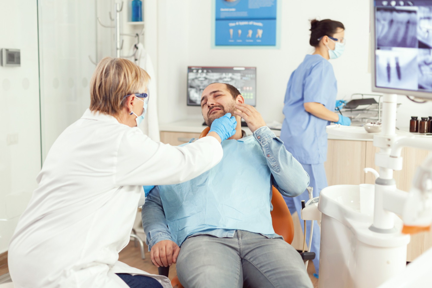 Same-Day Dental Infection Treatment in Newport Beach for Tooth Abscesses 
